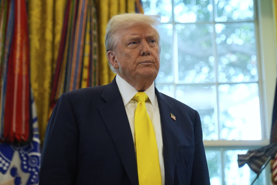 Frisch getrennt, suchte der heutige US-Präsident damals wohl nach einer neuen Frau an seiner Seite.
