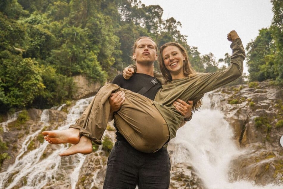 Mit Gabriel Kelly (33) reiste die Influencerin zuletzt durch Vietnam. Doch ein Rollerunfall bremste sie aus.