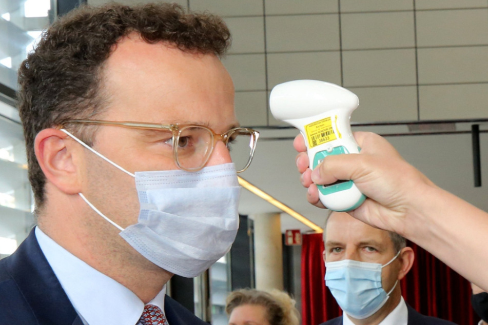 Jens Spahn (40) findet, dass die Bundesrepublik besser gerüstet sei als im Vorjahr.