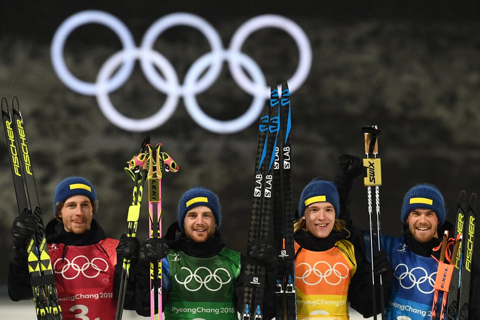 Sebastian Samuelsson (2.v.r.) hofft darauf, dass die Olympischen Winterspiele ohne russische Beteiligung stattfinden.