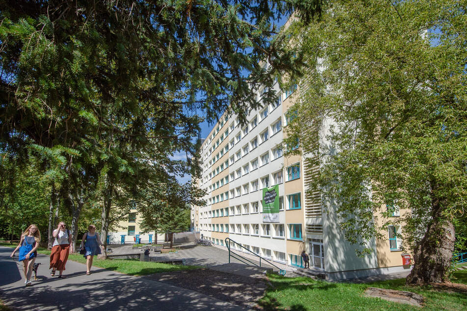 Das Studentenwohnheim in der Vettersstraße 66. Hier kostet eine Wohnung maximal 276,50 Euro. Dabei sind die Nebenkosten bereits eingerechnet.