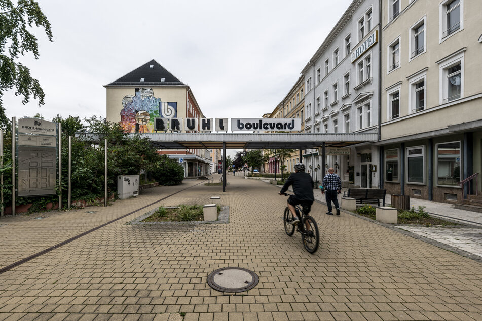 Foto e: Damit bald mehr Leben auf den Brühl kommt, wird der Boulevard jetzt in ein urbanes Viertel umgewandelt.