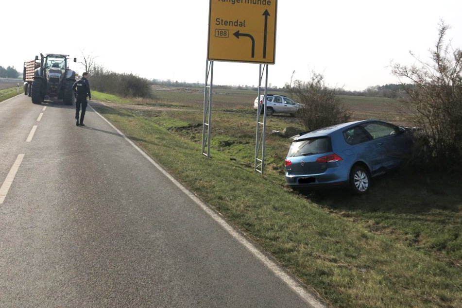 Weil der Blinker nicht funktionierte: Ein Schwerverletzter im Landkreis Stendal