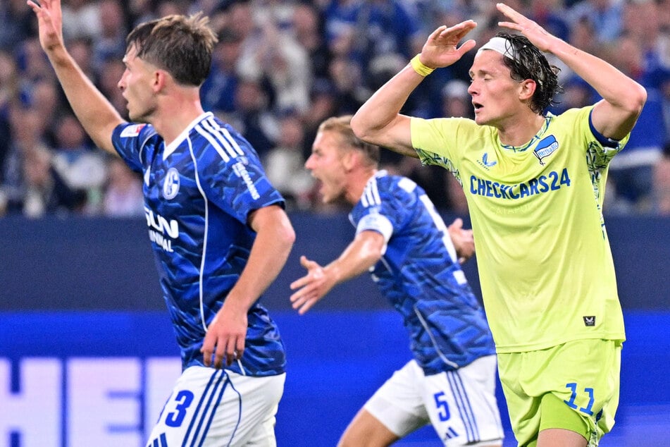 Auch Herthas Unterschiedsspieler Fabian Reese (27, r.) blieb blass.