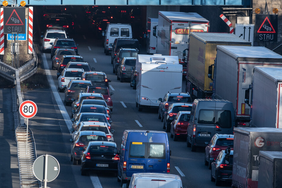 215.000 Staus auf NRW-Autobahnen: Hier brauchen Autofahrer die meiste Geduld