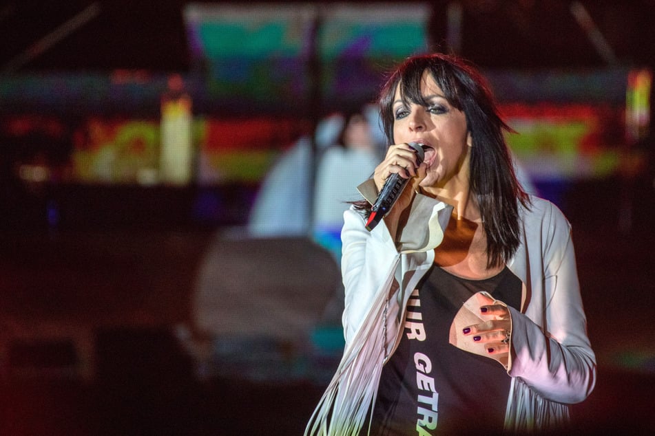 Berlin: Nena singt beim Konzert "#1HEIT" auf der Bühne vor dem Brandenburger Tor. (Archivbild)