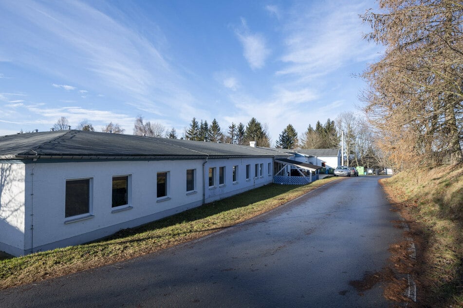 Auf dem Gelände der Klinik werden zur Therapiebegleitung auch alte Haustierrassen gehalten.