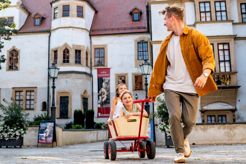 Prachtvolle Parkanlagen wie in Glauchau und spannende Abenteuer machen den Schlossbesuch für jeden zum Highlight.