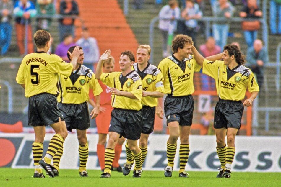 Marek Penksa (3.v.l.) schoss damals den Siegtreffer 1993.