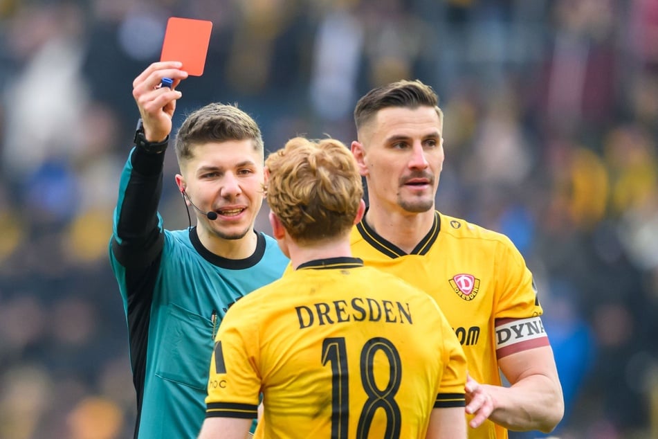 Robert Wagner (M.) und Stefan Kutschke droht eine Gelbsperre.