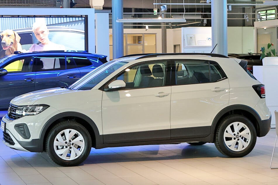 Abbildung zeigt Sonderausstattung.