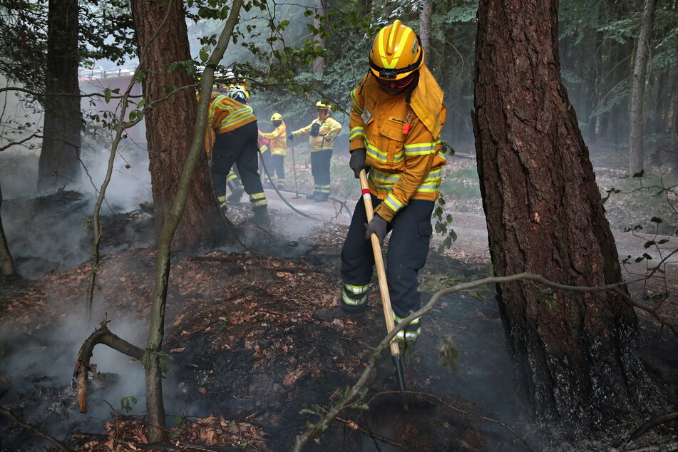 Die Helfer haben sich besonders auf Waldbrandbekämpfung mit wenig Wasser spezialisiert.