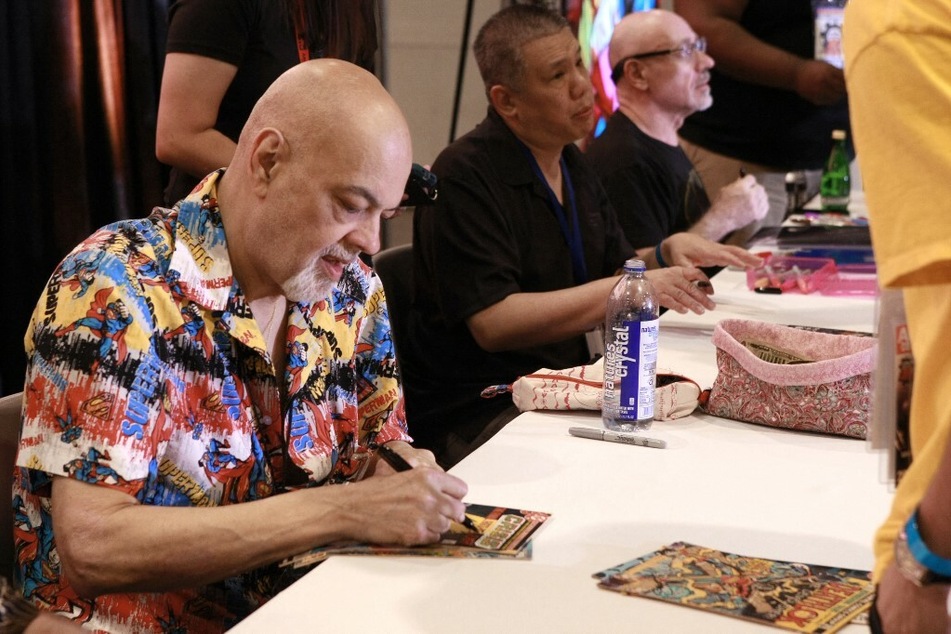 George Pérez signs autographs during the Seventh Annual Amazing Las Vegas Comic Con in June 2019.