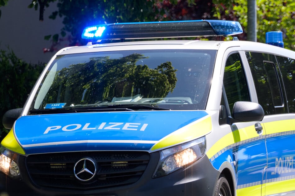 Die Polizei musste in Mittelfranken bei einer Hochzeitsfeier einschreiten. (Symbolbild)