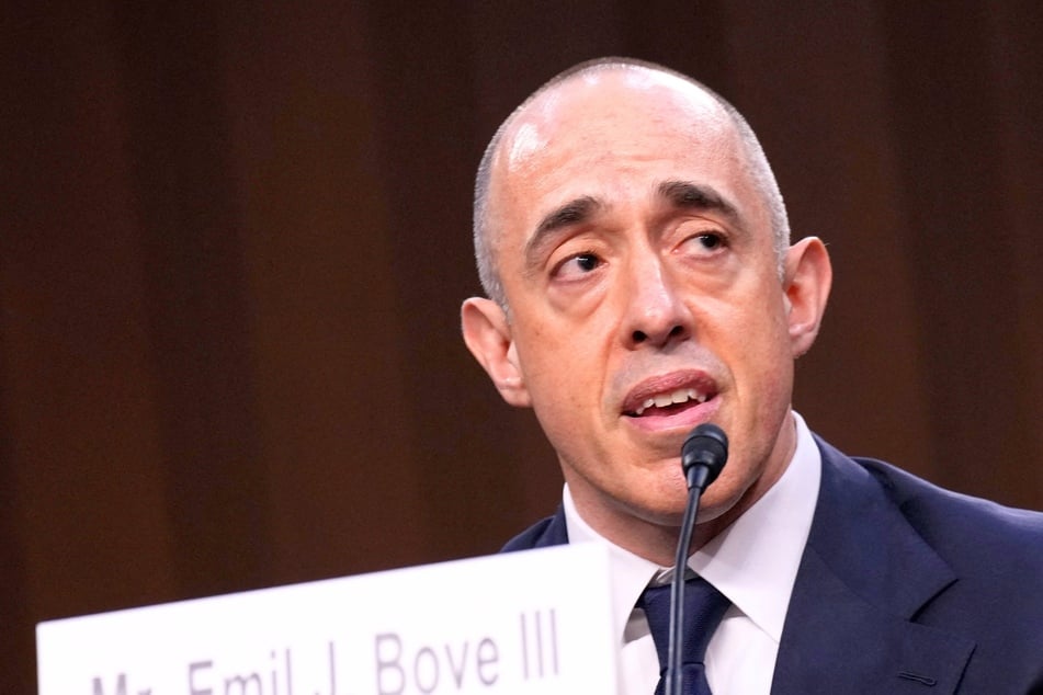 Democrats storm out of vote to advance appointment of Trump's personal lawyer to Appeals Court