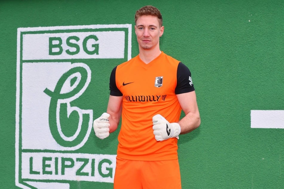 Marcel Bergmann (27) bleibt für ein weiteres Jahr bei Chemie Leipzig.