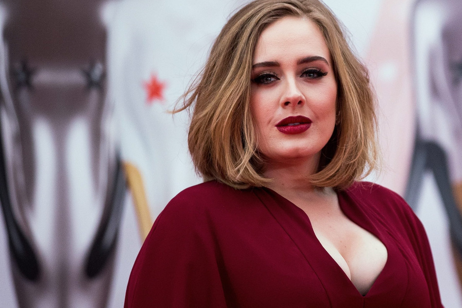 So sieht Adele nicht mehr aus - der Pop-Star hat ordentlich Kilos abgenommen.