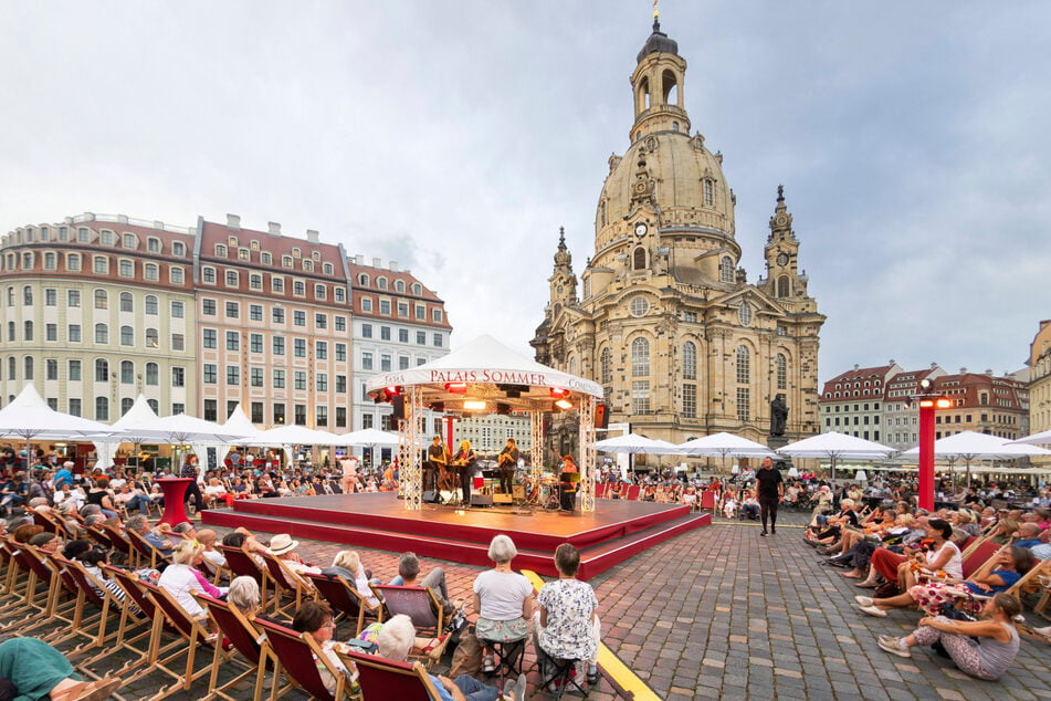 Das eintrittsfreie Festival erfreut sich großer Beliebtheit. Über 450 Künstler stehen in diesem Jahr auf der Bühne.