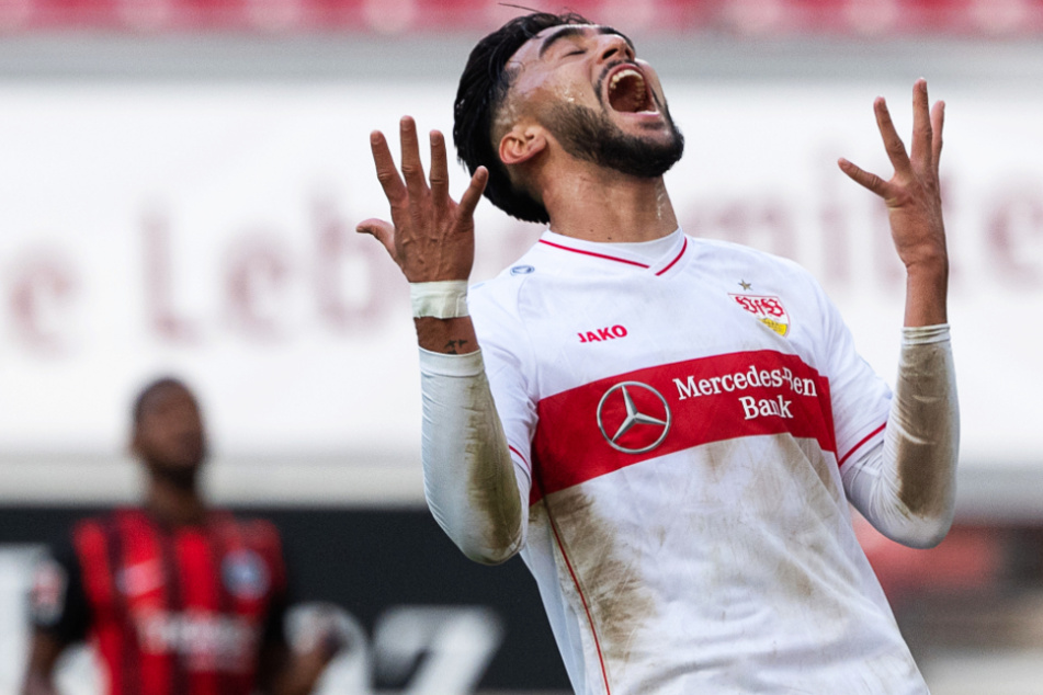 Nicolas Gonzalez (22) ärgert sich im Spiel nach einem Fehlschuss.