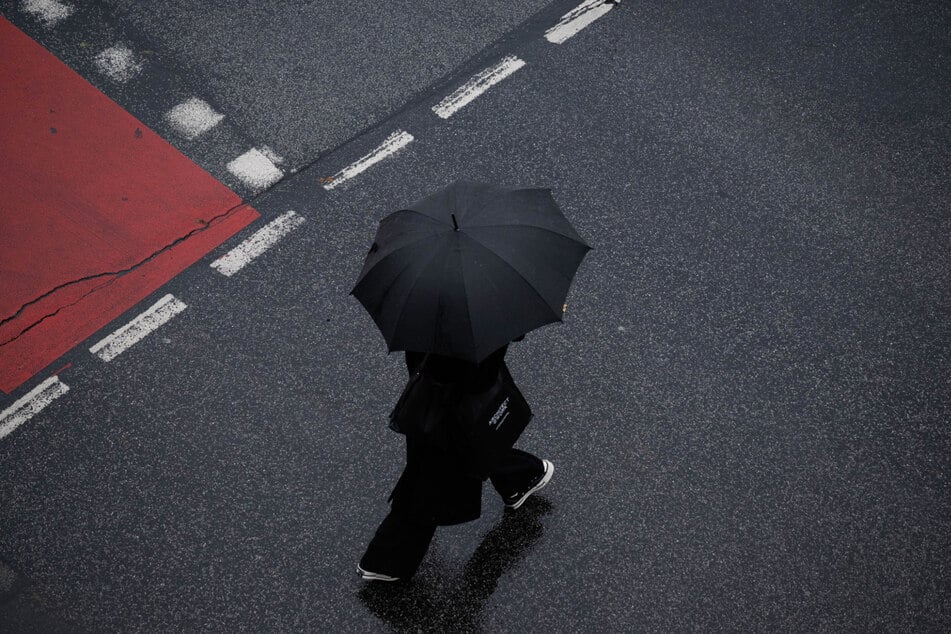 Bis zum Wochenende ist ein Regenschirm in der Tasche sehr empfehlenswert.