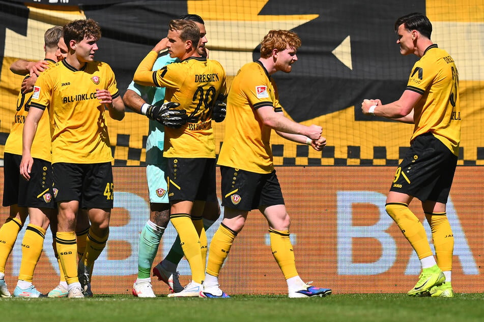 Friedrich Müller (l.) und Thomas Keller (r.) stehen in Dynamos Innenverteidigung wieder zur Verfügung.
