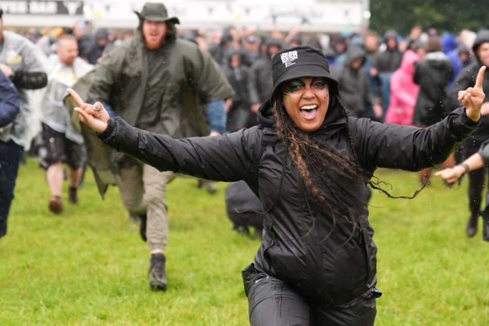 Heavy-Metal-Festival bei "Original-Wacken-Wetter" gestartet