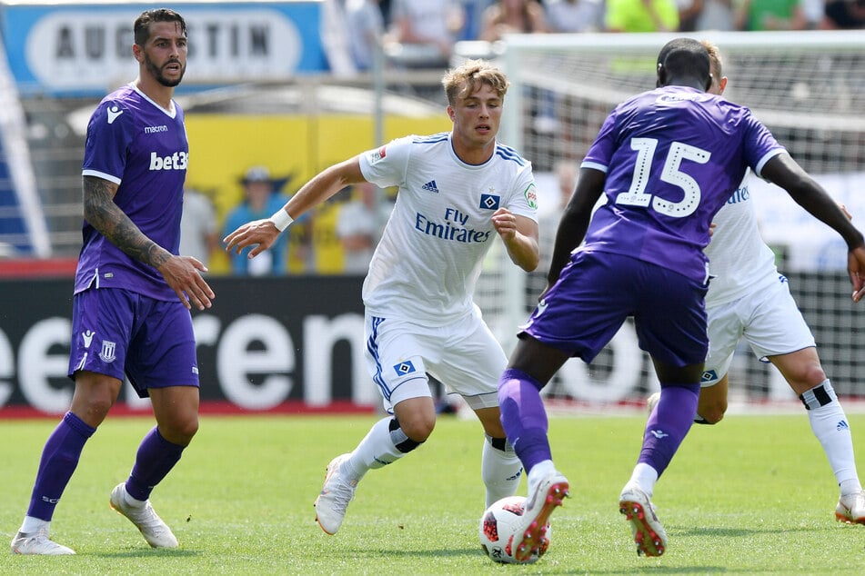 Bisher standen sich der SV Meppen und der HSV lediglich in einem Freundschaftsspiel gegenüber. Das entschieden die Hanseaten im Sommer 2018 knapp für sich. (Archivfoto)