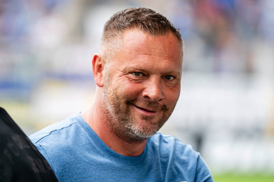 Hertha-Coach Pal Dardai (47) steht mit seiner Mannschaft vor einem schweren Auswärtsspiel in Hamburg,