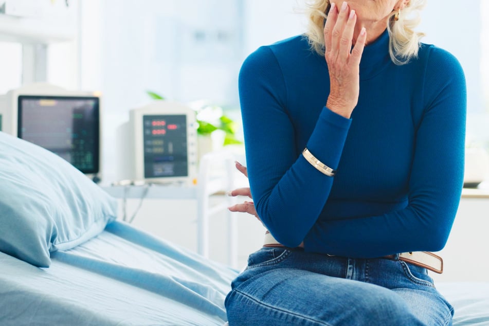 Klinik völlig verzweifelt: Frau belegt Zimmer - obwohl sie vor sechs Monaten entlassen wurde