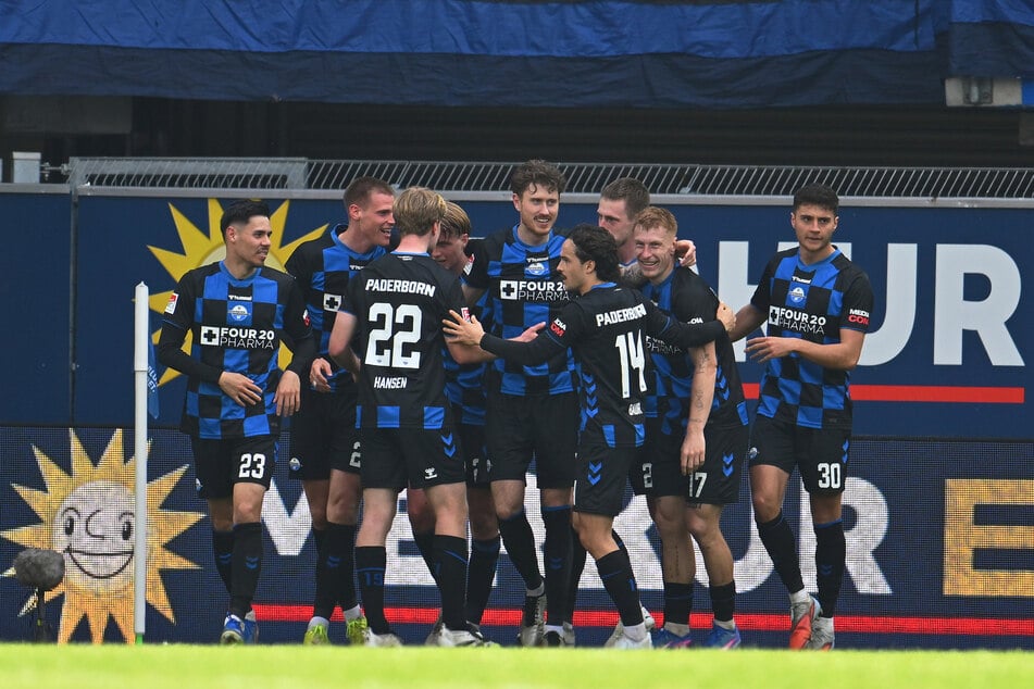 Der SC Paderborn dreht das Spiel gegen Dynamo Dresden.