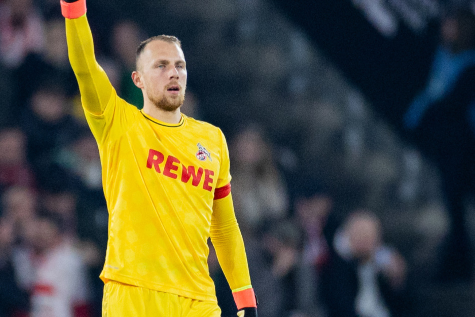 Marvin Schwäbe (29) wollte den 1. FC Köln nach dem Abstieg eigentlich verlassen, fand bisher allerdings keinen neuen Klub.