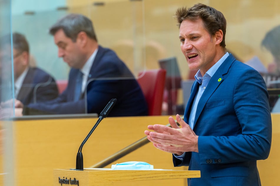 Ludwig Hartmann (42,r.), Fraktionsvorsitzender von Bündnis 90/Die Grünen im bayerischen Landtag, fordert eine Milliarde Euro für den Klimaschutz.