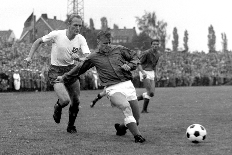 Lang ist's her: 1963 bestritten der HSV und Preußen Münster ihr allererstes Bundesligaspiel gegeneinander. Die Partie ging 1:1 aus.