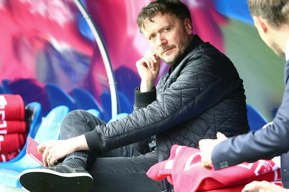 Vor seiner Anstellung beim 1. FC Köln hat Frank Aehlig (52) auf der Bank von RB Leipzig gesessen. (Archivfoto)