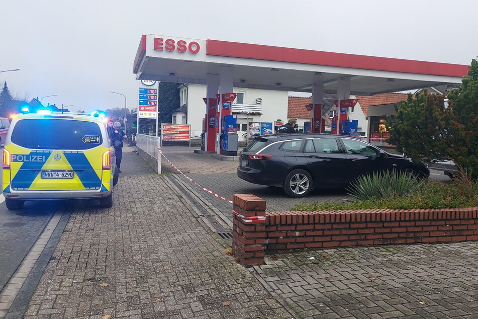 An der Esso-Tankstelle in Lengerich sind Schüsse gefallen.
