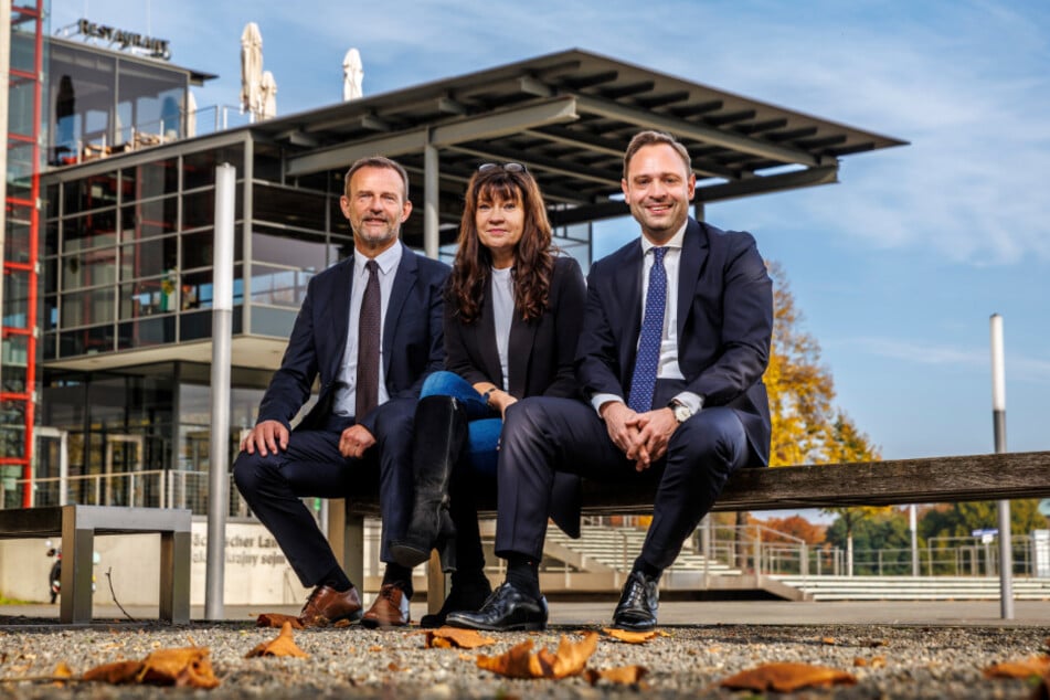 Chemnitzer Abgeordnete im Sächsischen Landtag (v.r.): Landtagspräsident Alexander Dierks (37, CDU) mit seinen Stellvertretern Ines Saborowski (57, CDU) und Jörg Scheibe (64, BSW).