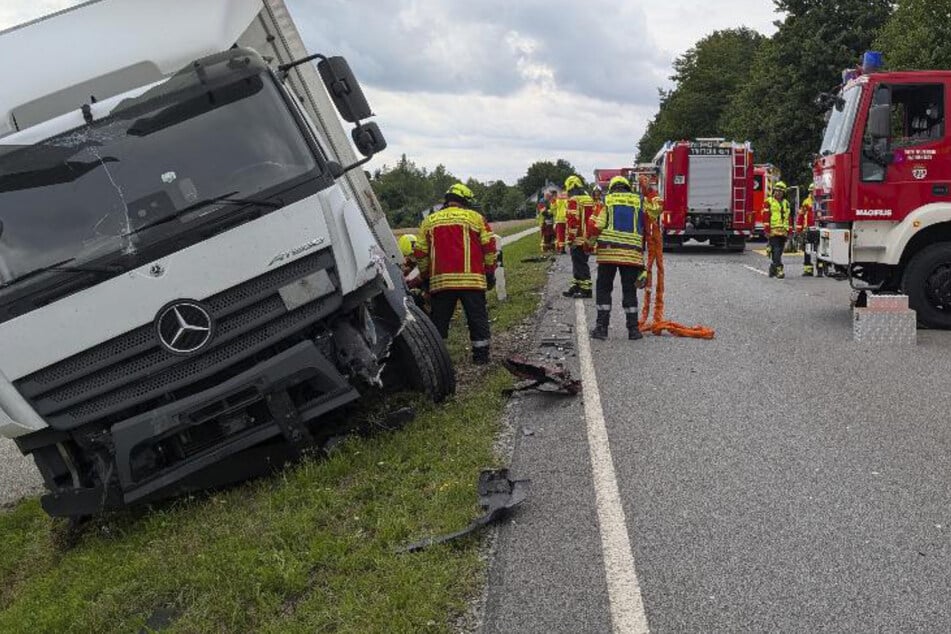 Der Lkw-Fahrer konnte den Zusammenstoß nicht mehr verhindern.