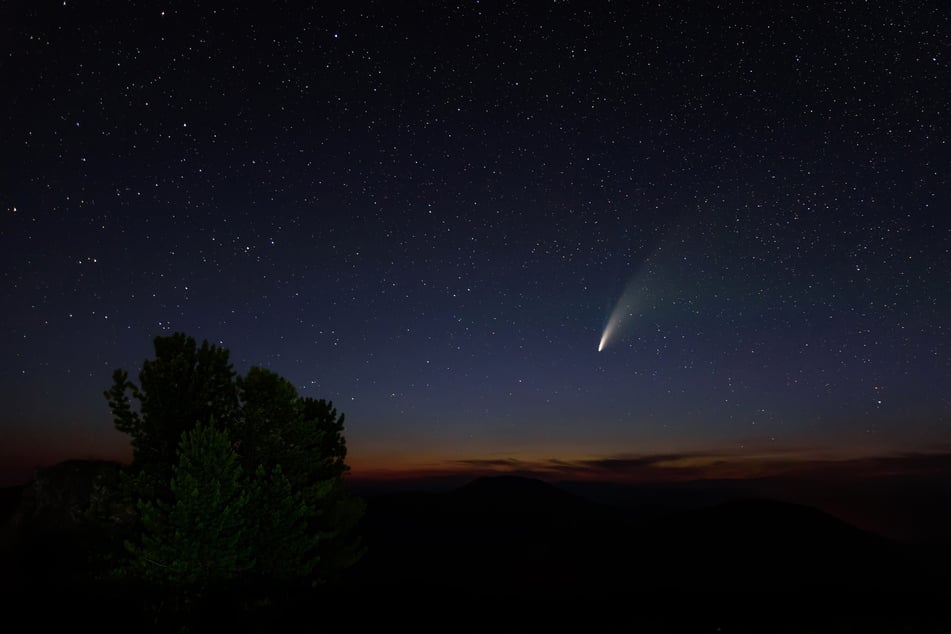 In den kommenden Wochen könnten Kometen-Fans voll auf ihre Kosten kommen. (Symbolbild)