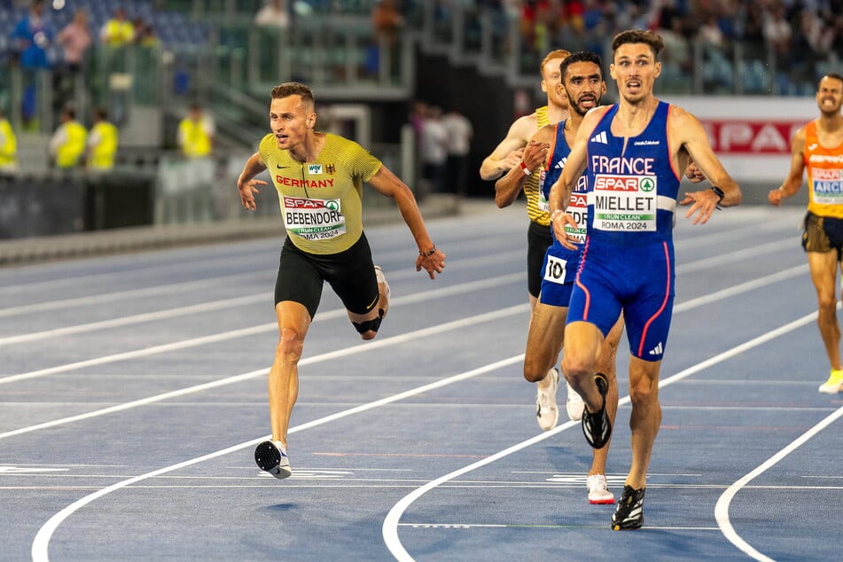 Im Ziel fehlte nicht viel für Karl Bebendorf (l.), dass er Silber bekommen hätte. Wäre das Rennen zehn Meter länger gewesen - vielleicht sogar Gold.