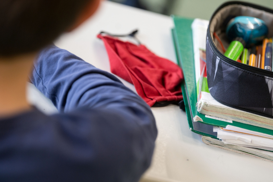 Schüler in Schleswig-Holstein müssen nach den Herbstferien Masken im Unterricht tragen.