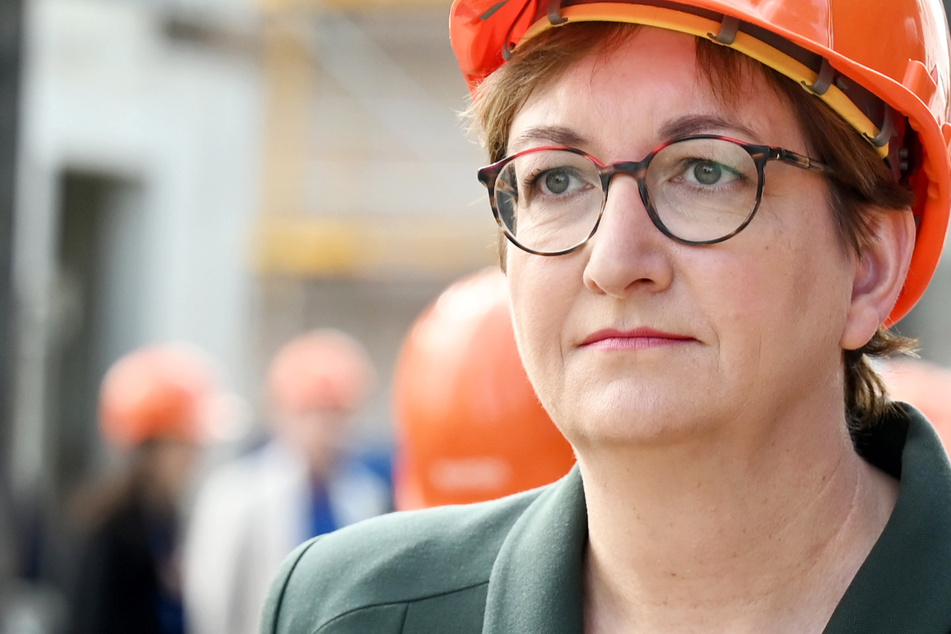 Für die Wohnungskrise in Deutschland ist Bundesbauministerin Klara Geywitz (47, SPD) zuständig - das ursprüngliche Ziel der Ampel von 400.000 neuen Wohnungen pro Jahr kassierte sie schon vor einiger Zeit ein.