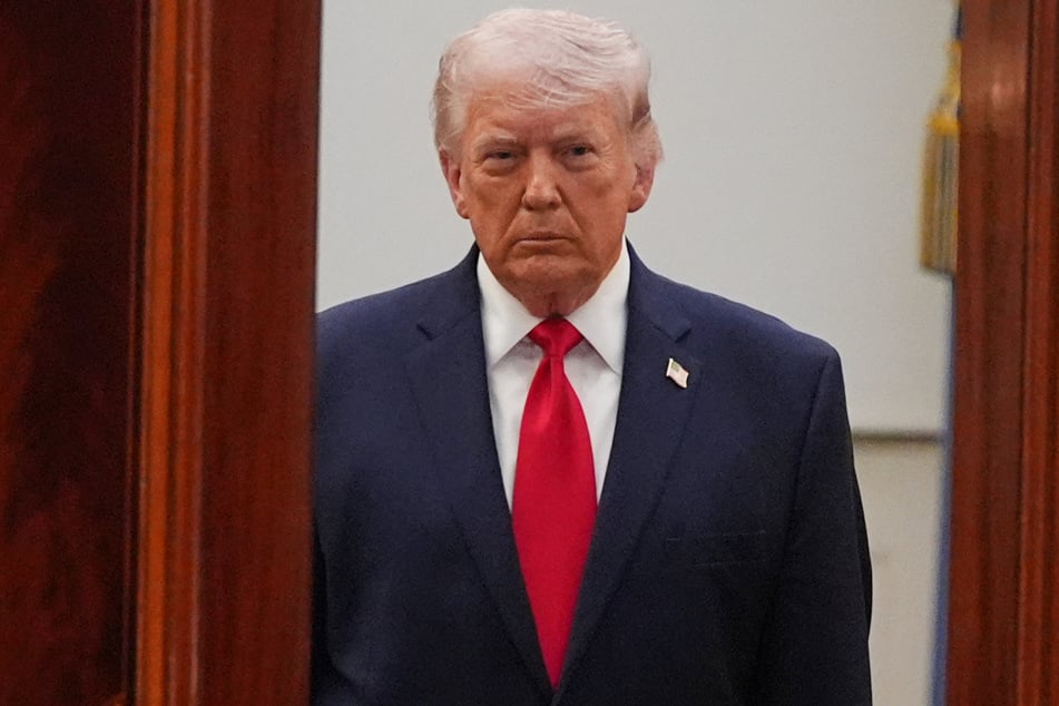 Trump again threatened to strike Iran's energy infrastructure, which could constitute a war crime.