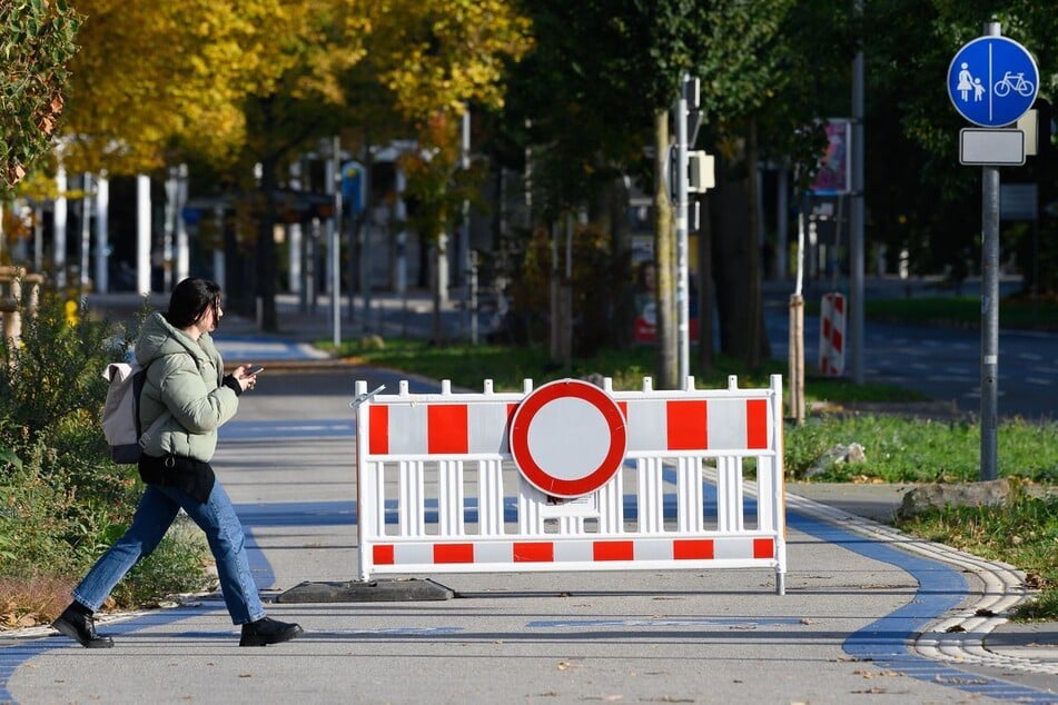 Ab 8 Uhr werden in der Kölner Innenstadt diverse Straßen für den Verkehr vollständig abgeriegelt. (Symbolbild)