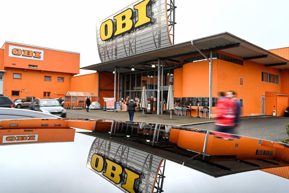 Gut liefen die Geschäfte bei der Baumarktkette Obi, die zur Tengelmann-Gruppe gehört. Sie profitierte von der Bereitschaft der Menschen, in der Krise mehr Geld für die eigenen vier Wände auszugeben und steigerte ihre Umsätze um 6,8 Prozent auf 6,2 Milliarden Euro.