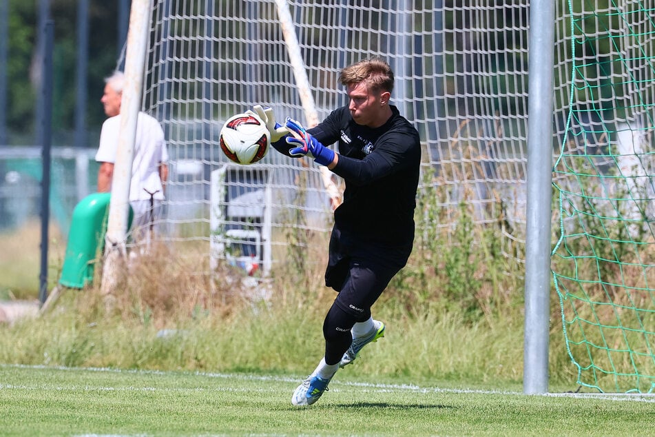 Keeper Felix Daffner (19) holte direkt ein paar gute Dinger raus.