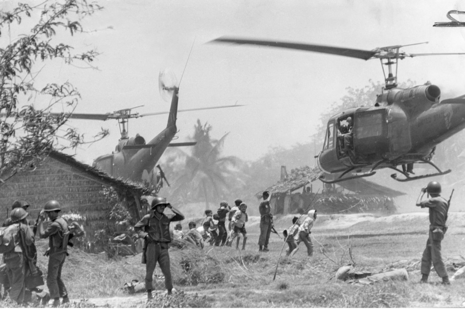 Durch den teuren Vietnam-Krieg verschuldeten sich die USA immer mehr. Der Schatz war aufgebraucht.