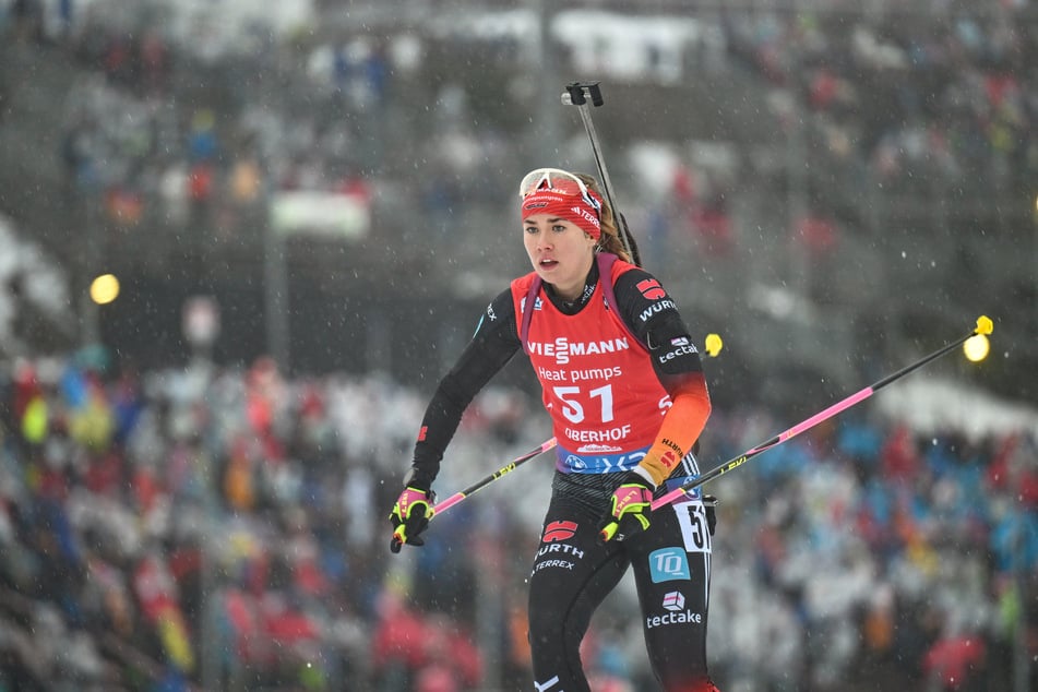 Julia Kink (21) muss die Reißleine ziehen und wird in dieser Saison nicht mehr bei Rennen antreten.