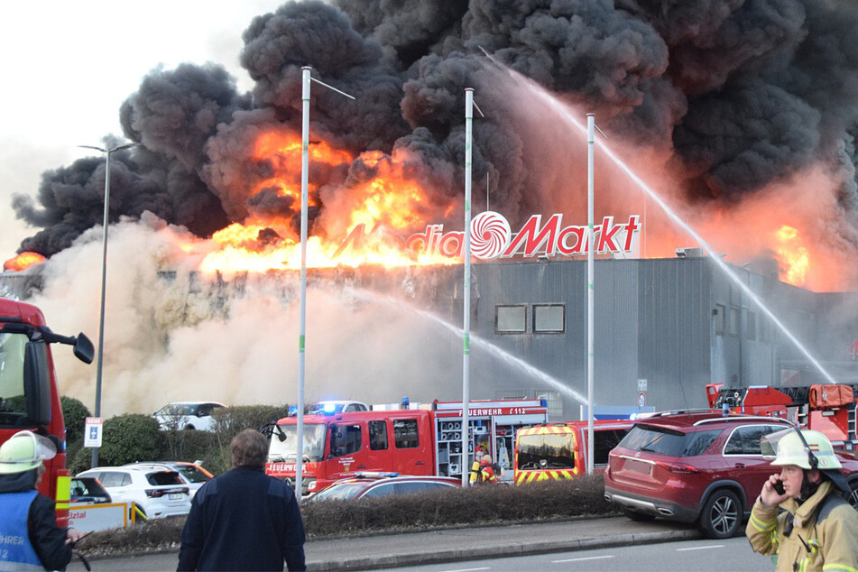 Millionenschaden in Mosbacher Einkaufscenter: Ist das der Grund für das Feuer?