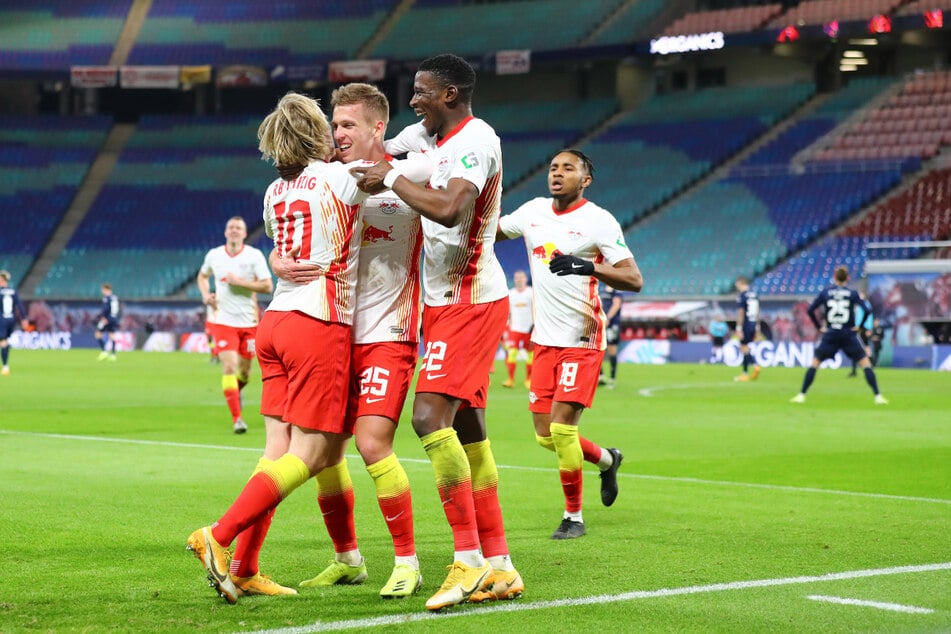 So far, RB has won all Bundesliga duels against the Eiserne - most recently in January thanks to Emil Forsberg's 1-0 winner (29, left).