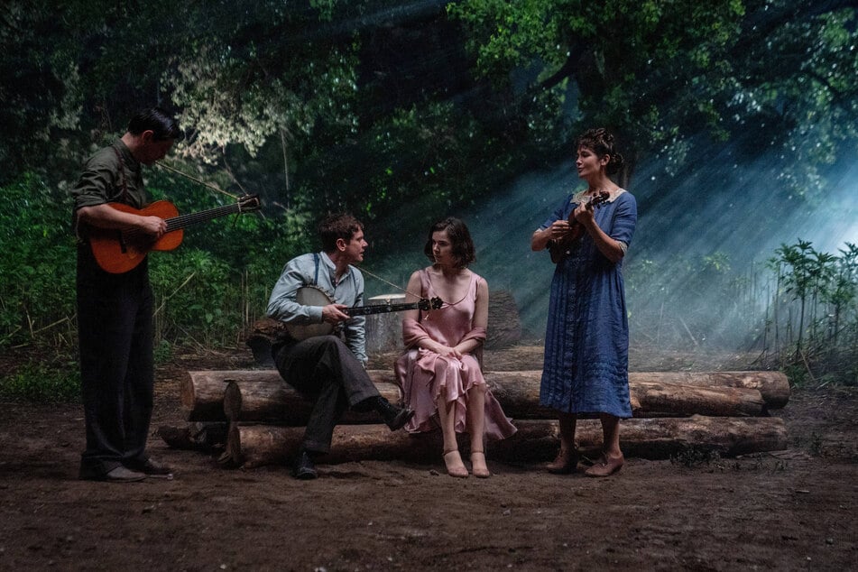 O'Connell als Vampir in "Blood &amp; Sinners" (2.v.l.).